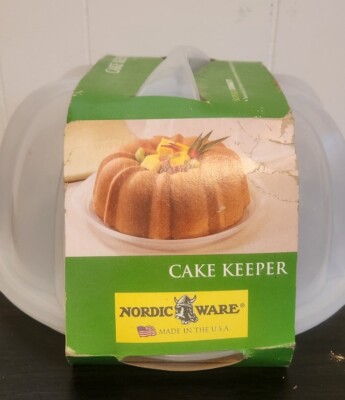 Cake Carrier Nordicware Loaf Cake Keeper Nordic Ware Deluxe Bundt