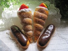 FAKE CAKES ARTIFICIAL