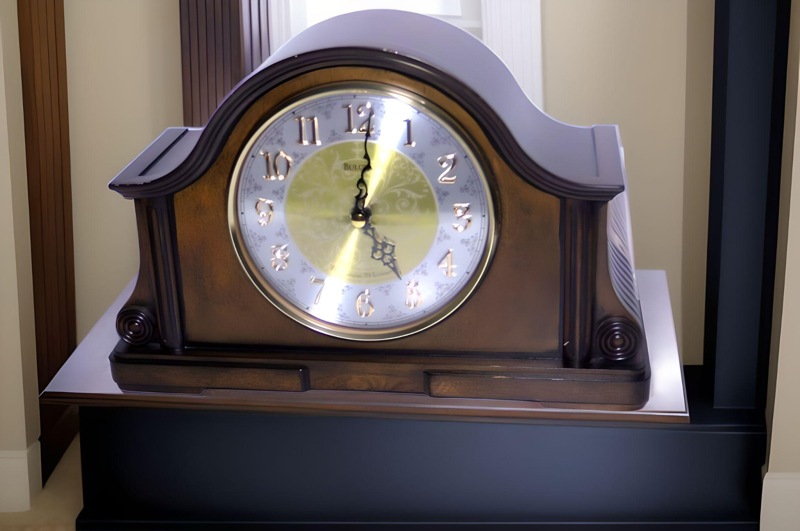 Westminster Whittington BULOVA mantel Chime clock B1975 CW112 12