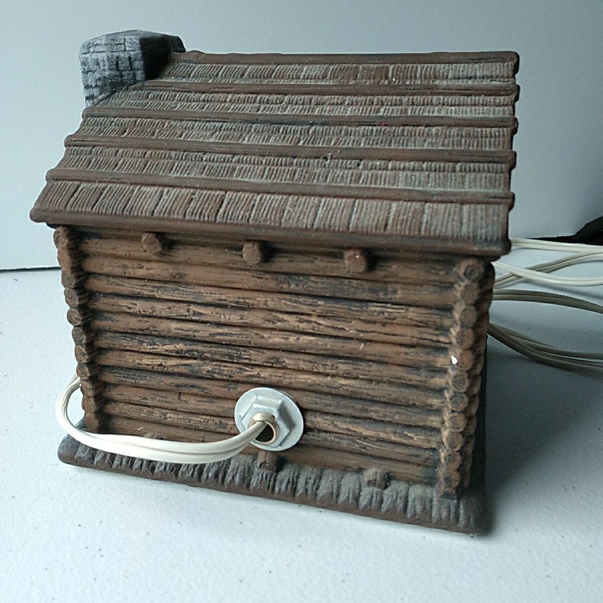 Vintage Byron Molds 1985 Ceramic Log Cabin House Village Family Rare Light Up 