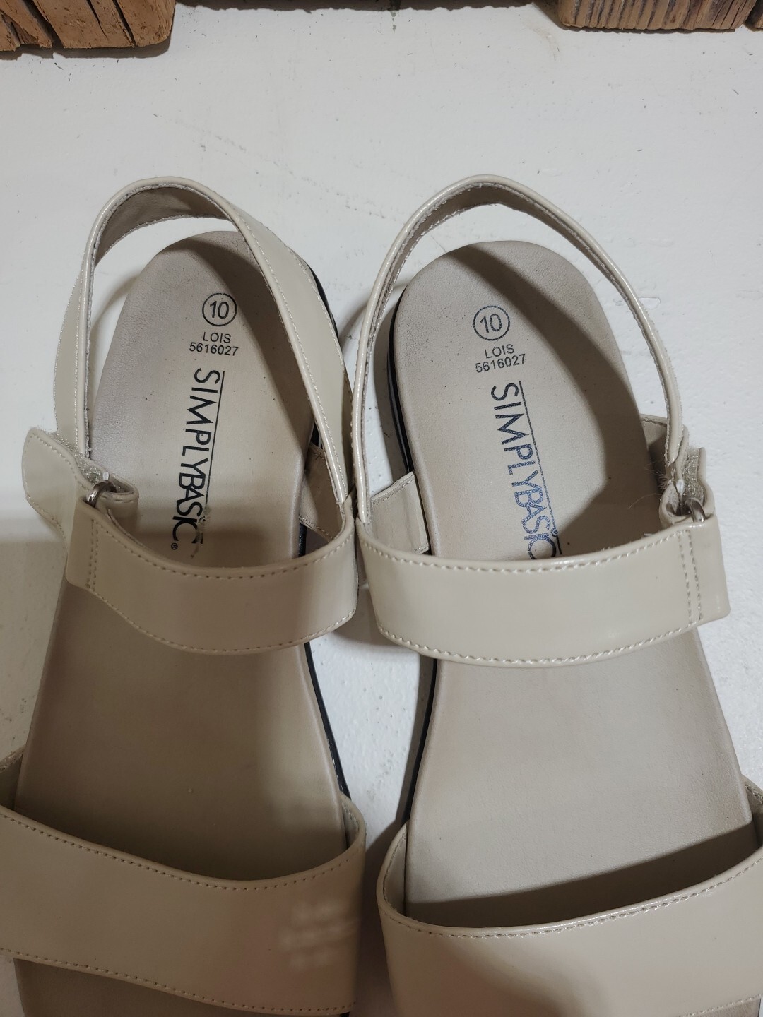 Simply Basic Size 10 Flat Sandals gray  color Veg… - image 4