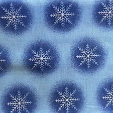 blue snowflake geometric pattern signature classics oakhurst textiles 1.5 yards