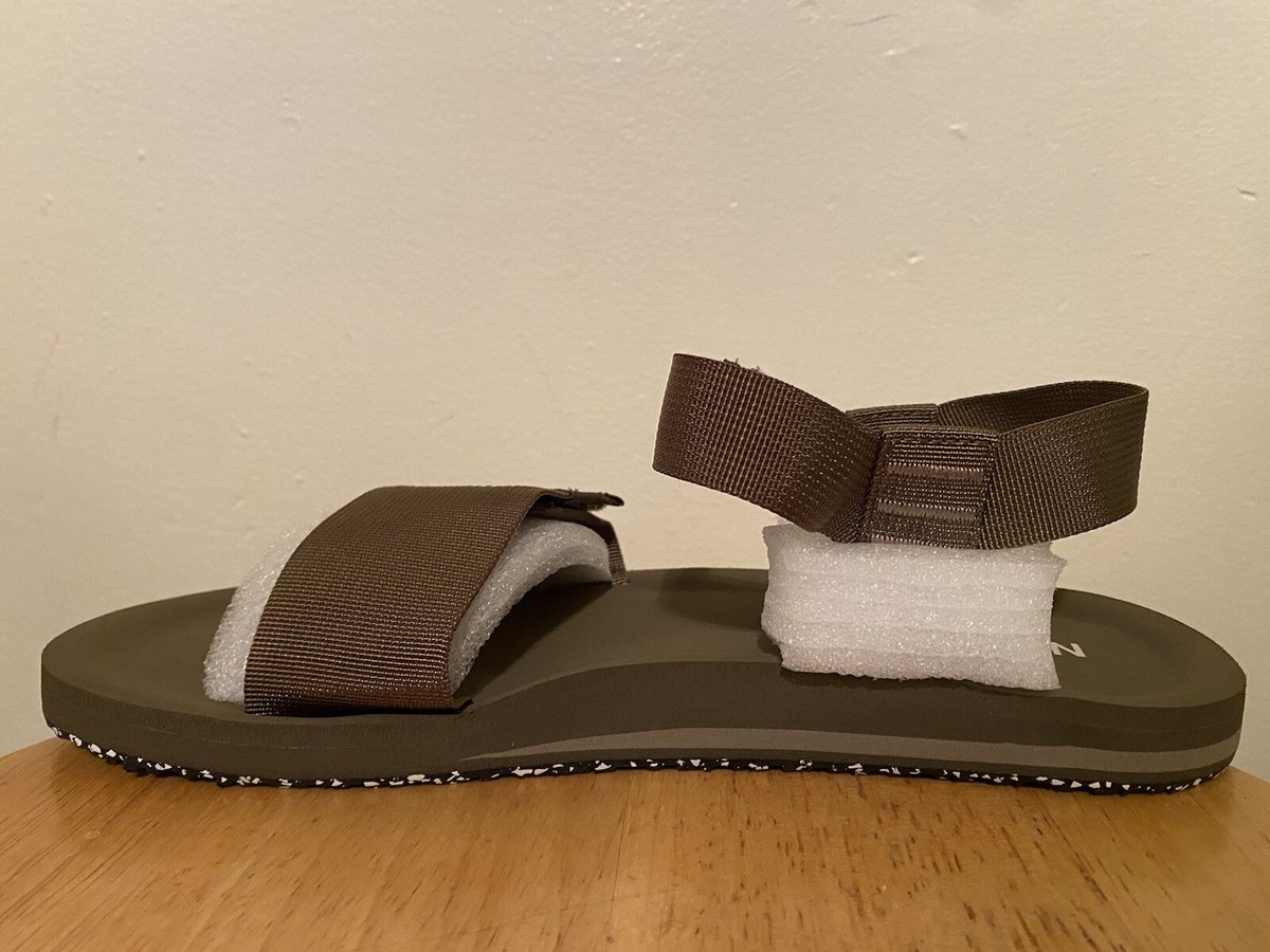 The North Face Skeena Sport Men\'s Size 11 Military Olive Green Sandals Shoes NEW Amazon.com | The North Face Mens Skeena Sandal, 8, Forest  main image 4