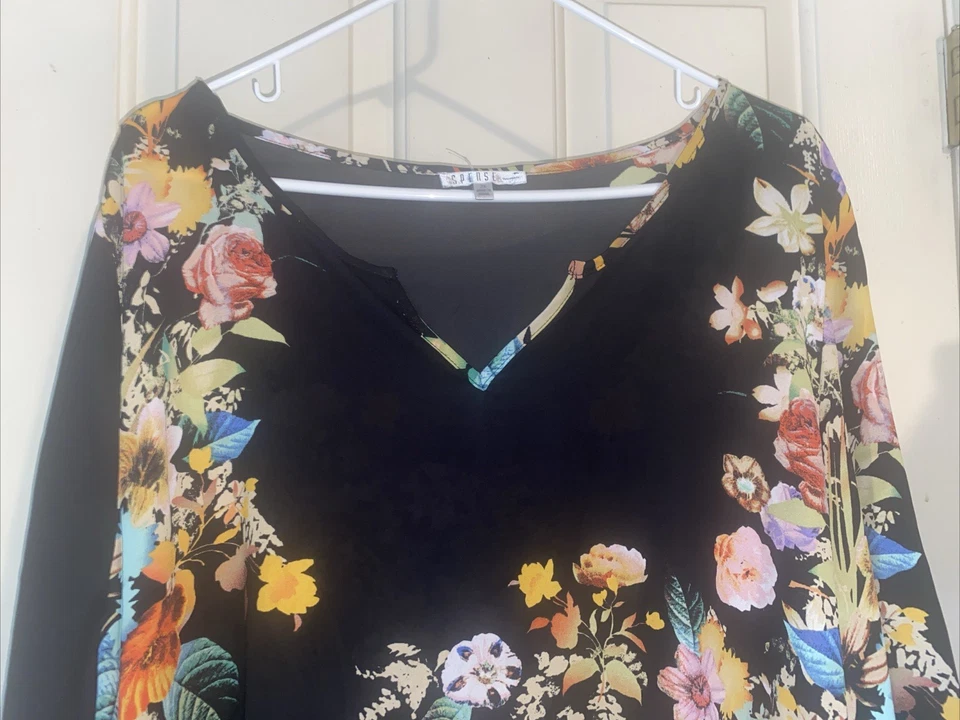 Top Spense para mujer talla 2X amarillo negro estampado floral escote en V mangas 3/4 transparente Foto 2 de 4