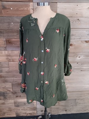 Fig & Flower Blouse Women's Sz. 1X Embroidered Flowers Roll Tab Slv. GUC Plus Sz