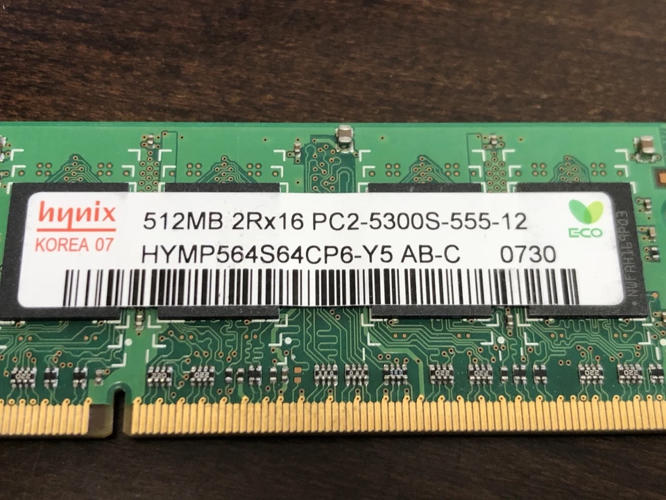 Hynix 4 X 512 mb PC2 - 5300 RAM / Memory - Image 4 of 4