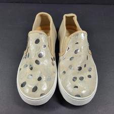 Geox Kilwi G Kids' Girls' Slip-On Sneakers Loafers in Beige/Silver US 13