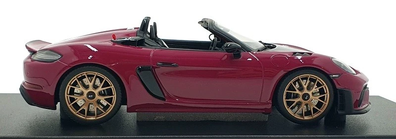 GT Spirit 1/18 Scale Resin GT486 - Porsche 718 Spyder RS WP - Dark Pink - Image 3 of 4