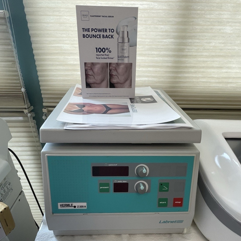 Labnet Z 200 A Medical Lab Low Speed Centrifuge, Digital Display, Fixed-Angle