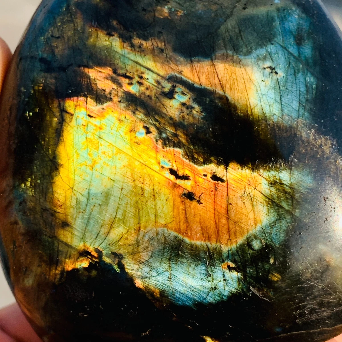 Yellow labradorite shop