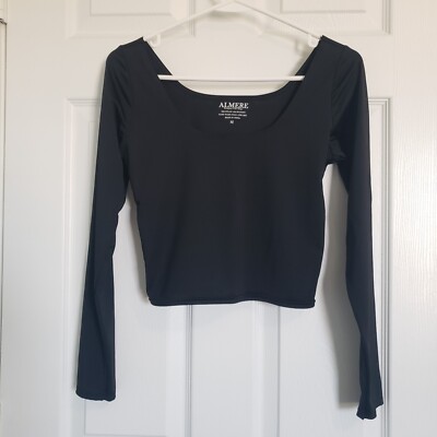 Almere Athletic Crop Top Size M Long Sleeve Black Compression Dance Gym Goth