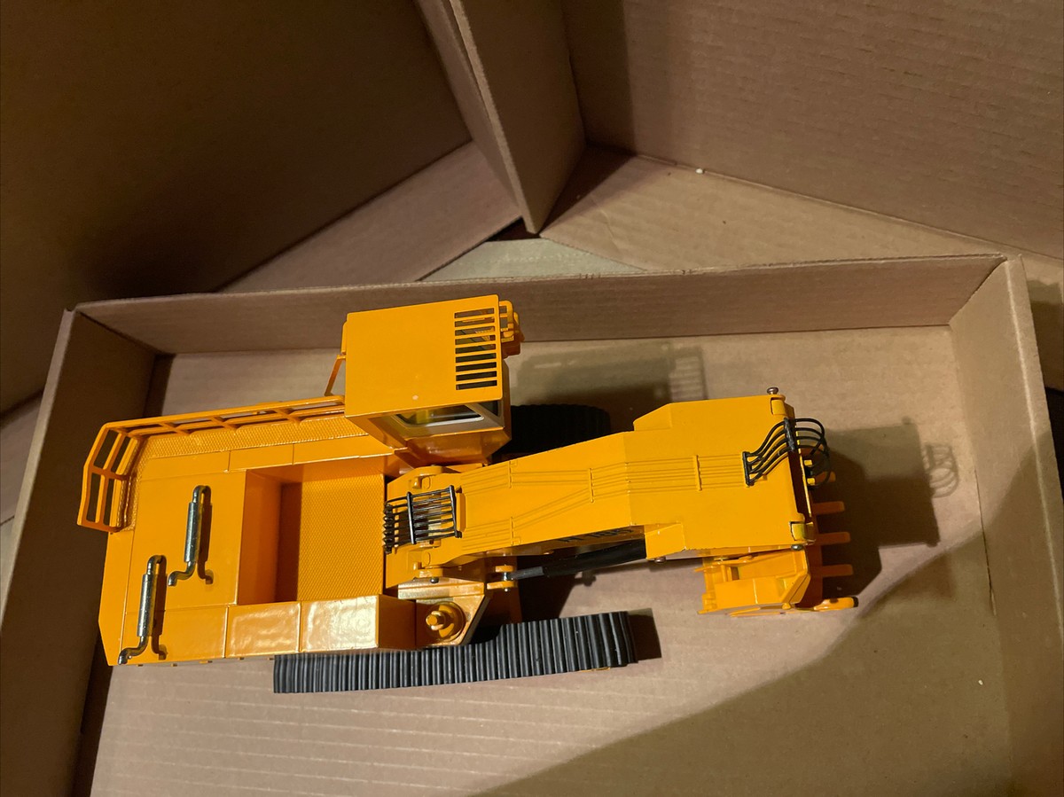 Miniature Demag H 185 Excavatrice NZG 1:50 - Voie Haute Caterpillar Schwickert #241.3