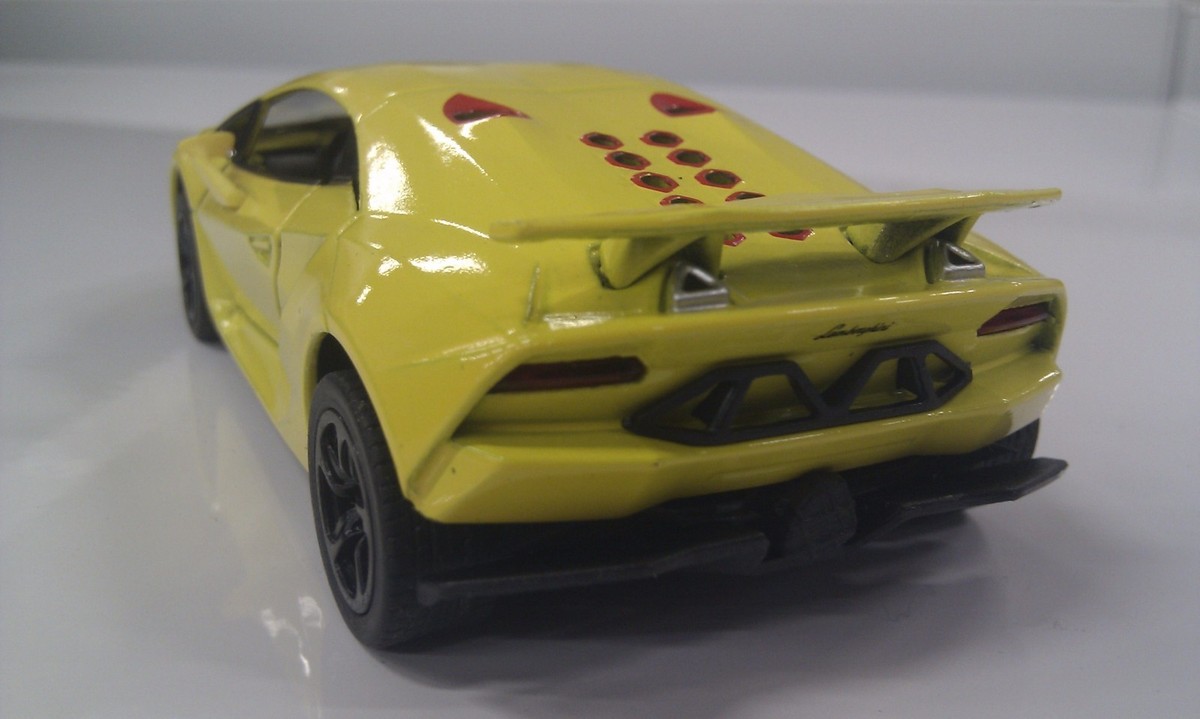 Lamborghini Sesto Elemento Yellow Kinsmart Toy Car Model 1/38