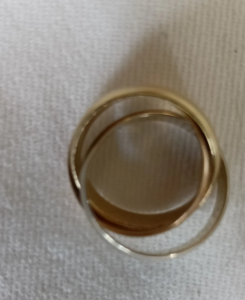 Anillo Cartier Trinidad Mujer Tri Color Talla 5 EE. UU. Auténtico 💯% Oro Rosa y Blanco Foto 3 de 4