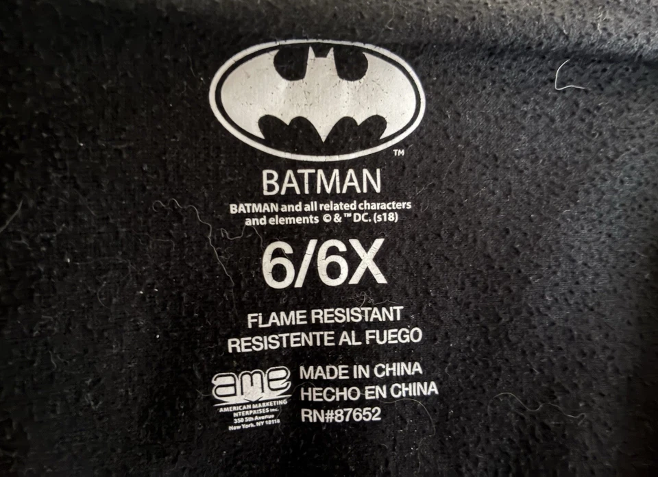 Batman Kid Girls 1-Piece 100% Polyester Zip-Up Hooded Long Sleeve PJs Black 6/6X - Image 2 of 4