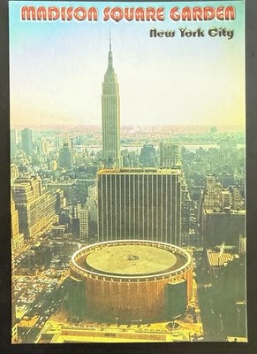RARE VINTAGE POSTCARD AERIAL VIEW MADISON SQUARE GARDEN KNICKS RANGERS NY PENN