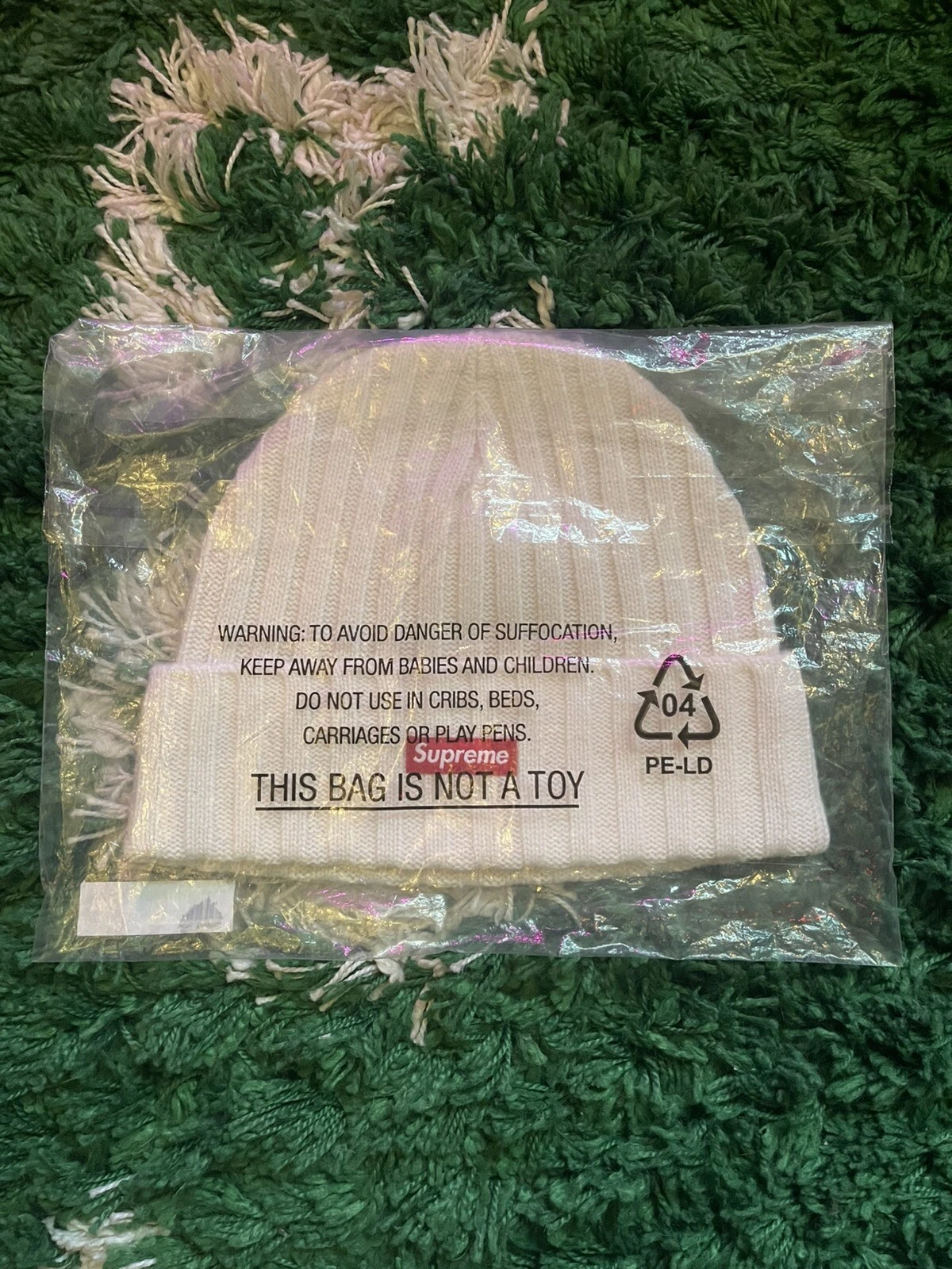 Bonnet Supreme 100% cachemire FW20 blanc neuf