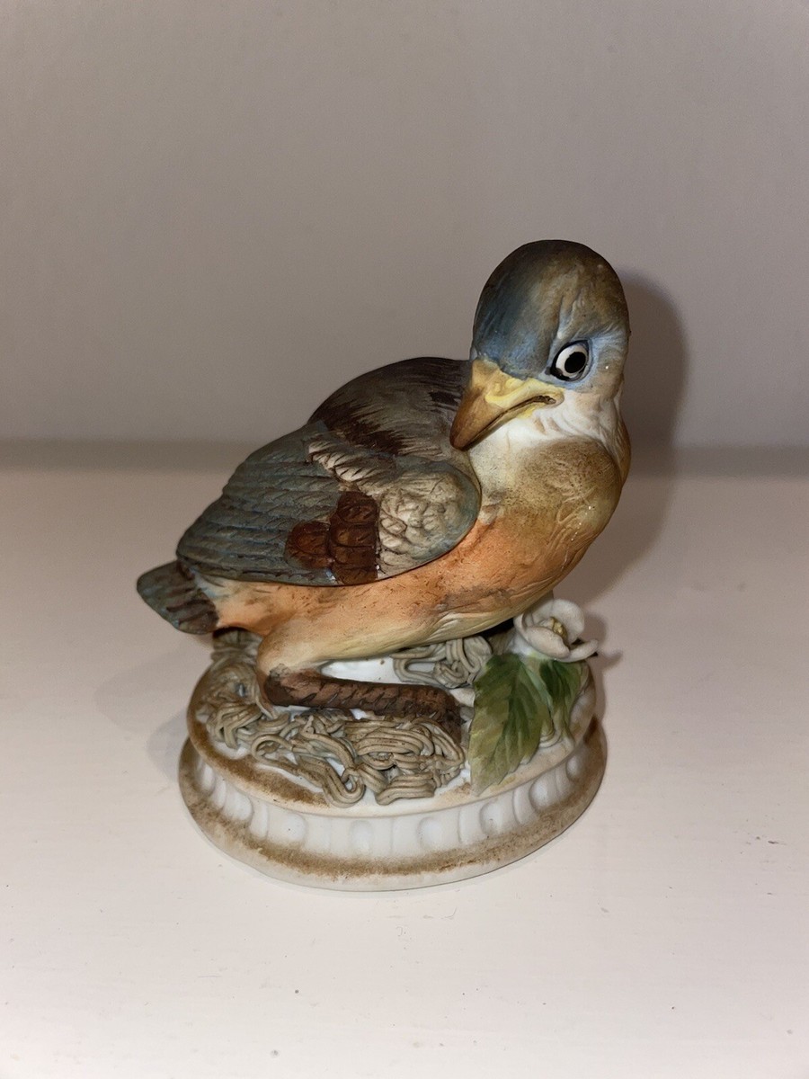 Vintage LEFTON Eastern Blue Bird Porcelain Figurine, KW1637 Baby