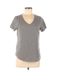 womens sleeveless black shirt