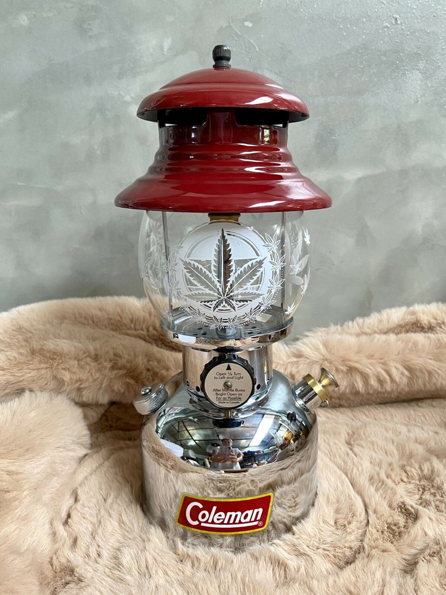 Coleman 200a Tall Ventilator lantern dark red Color, enamel paint