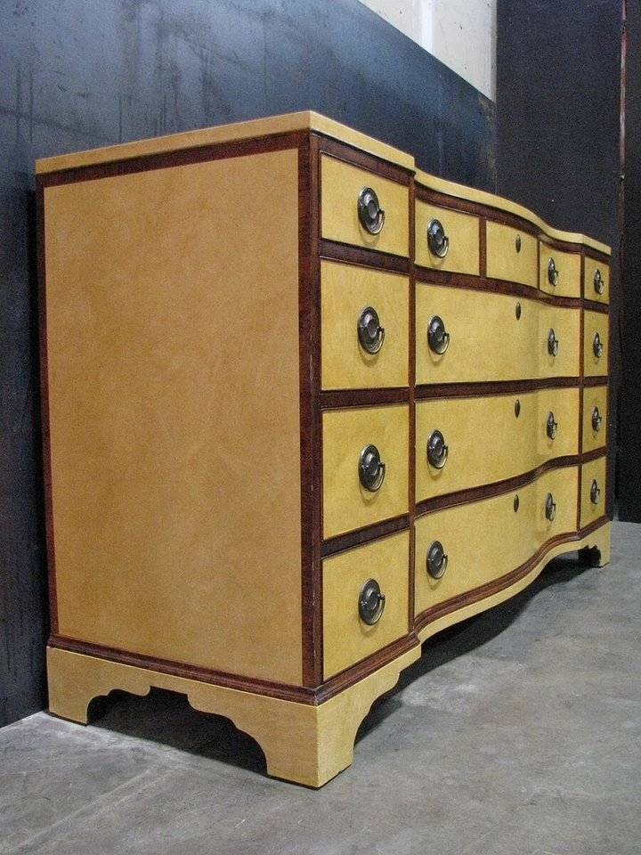Immaculate Vintage Kittinger Solid Mahogany Chippendale Style 12 Drawer Dresser - Image 3 of 4