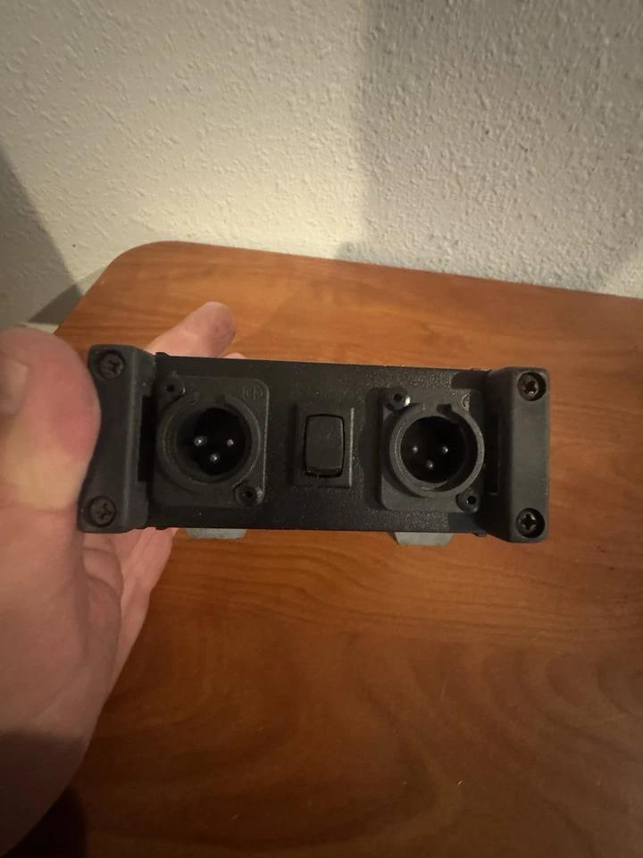 Pro Co MS-2 Mic Splitter 1x2 XLR Direct & ISO Output w/ Ground Lift Tested - Image 4 of 4