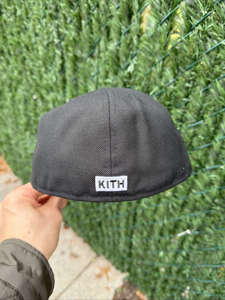 Kith & New Era for the New York Knicks Logo 59FIFTY Low Profile Fitted 7 1/2 - Image 3 of 4