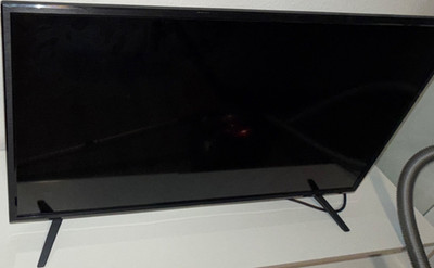 JTC 40 Zoll LCD Fernseher DVB-PM14009HCATS, 1080p, HDMI, DVB-T2/S2/CI+, Schwarz