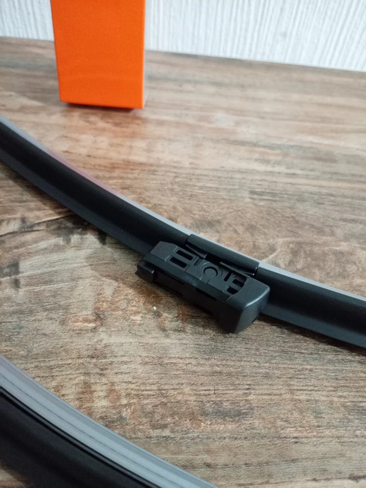 2x Oueoctv Wiper Blades (Pair) Flat Aero type 3397007587 Aerotwin 680/515mm - Image 4 of 4