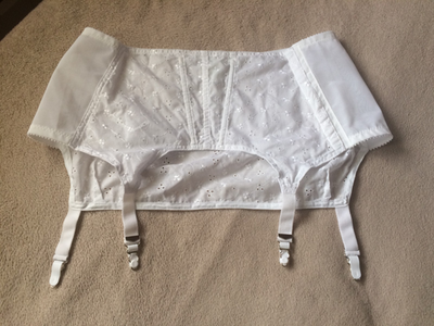 Crown-ette size 38/4X White Boned Side Hook 4 Garter Belt Style 4730 NWOT | eBay Crown-ette size 38/4X White Boned Side Hook 4 Garter Belt Style 4730 NWOT | eBay