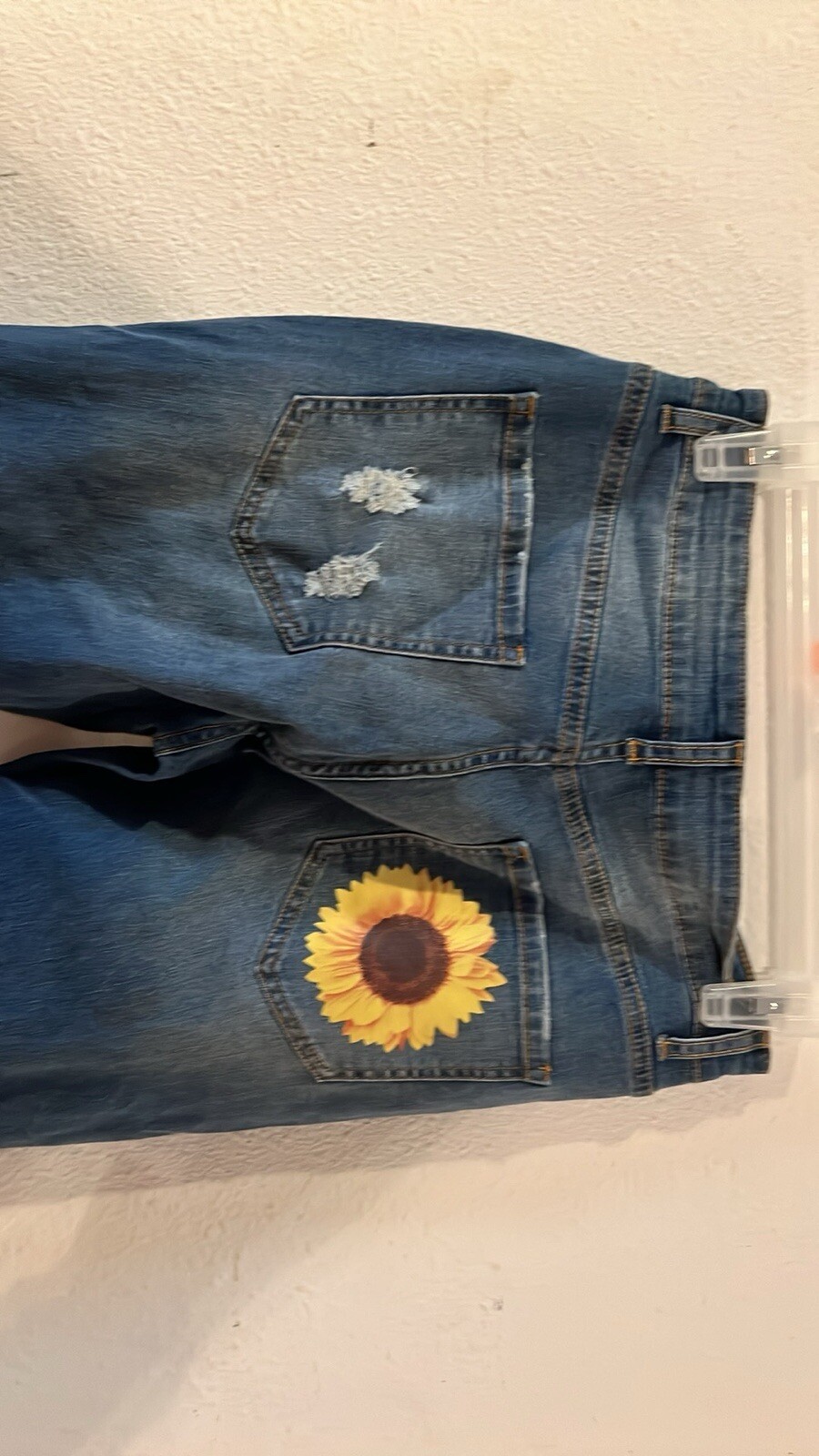 Jeans With Sunflower Pattern - image 3