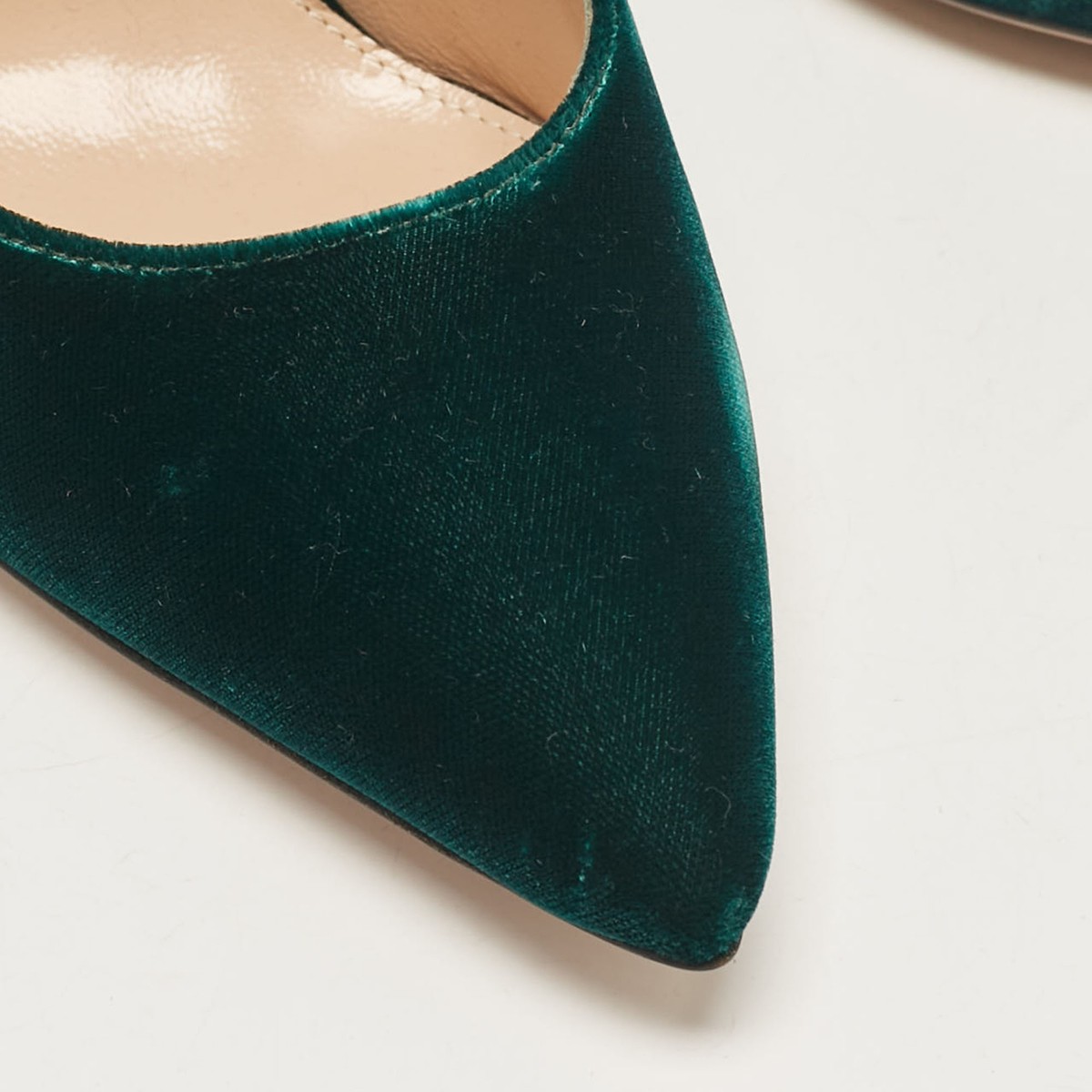 Gianvito Rossi Dark Green Velvet Gianvito Pumps Size 36.5 | eBay Gianvito Rossi Dark Green Velvet Gianvito Pumps Size 36.5 | eBay