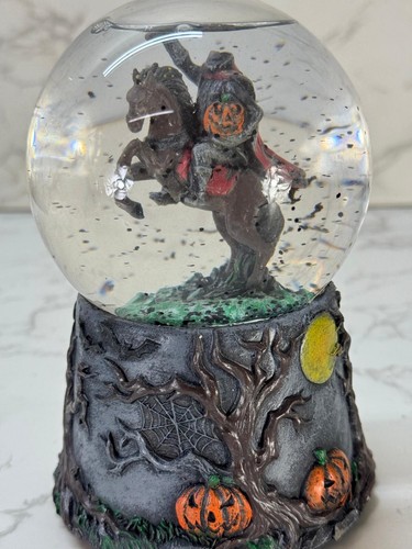 Headless Horseman Water Snow Globe For Halloween Decor - Picture 3 of 8