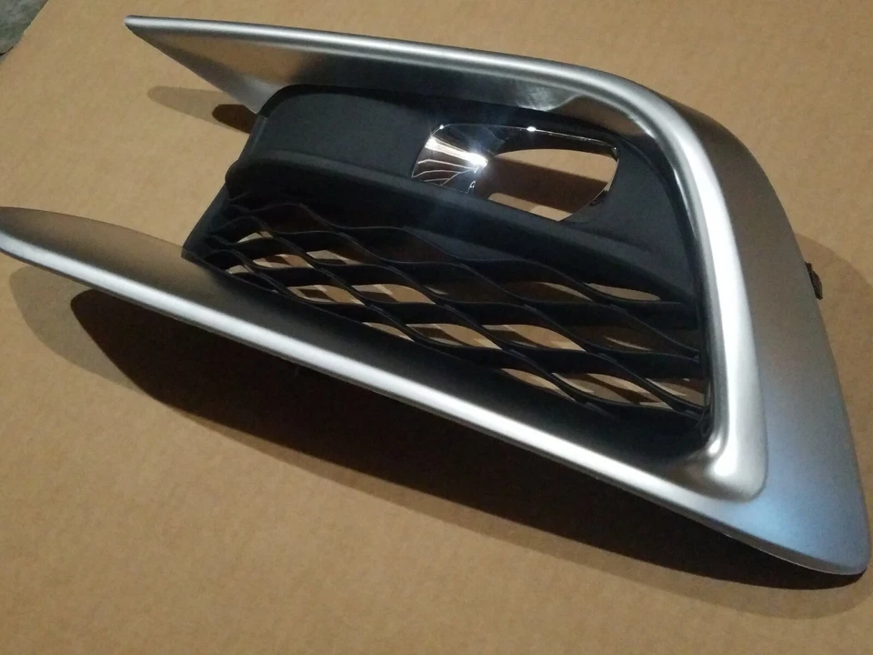 Se adapta a Infiniti QX60 2016-2017 parachoques delantero conductor luz antiniebla bisel rejilla NUEVO Foto 3 de 4