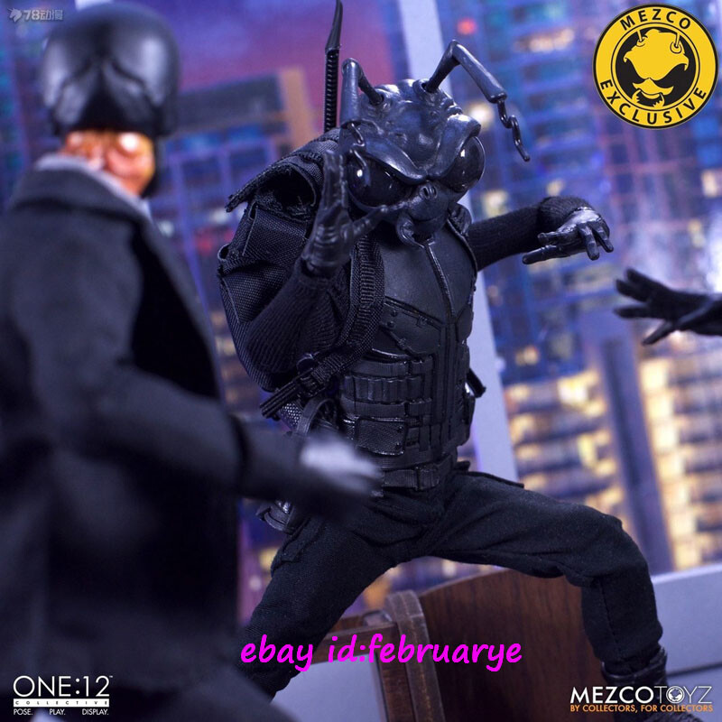 Perfect Mezco Toys 1/12 Collective Gomez Gomez-Stealth Ops Edition