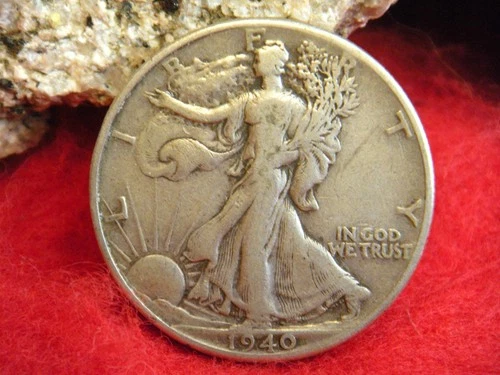 1940-P  Liberty  Walking  90%  Silver  Half  Dollar  -  Good  to  Very  Good!