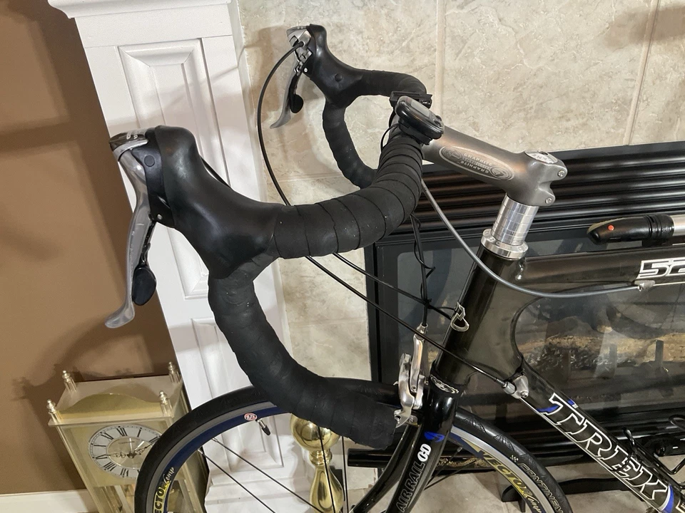 Bicicleta de carretera Trek 5200, OCLV 120 de fibra de carbono usada-2003, 62 cm Foto 2 de 4