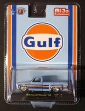 M2 MACHINES - GULF - 1978 CHEVY SILVERADO C30 CUSTOM DUALLY - MIJO USA EXCLUSIVE