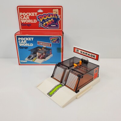 Vintage 1983 Tomy Pocket Cars Car World Garage 4610 HTF | eBay