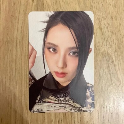 Jisoo Official BLACKPINK BORN PINK Album Pink Selfie Photocard (1