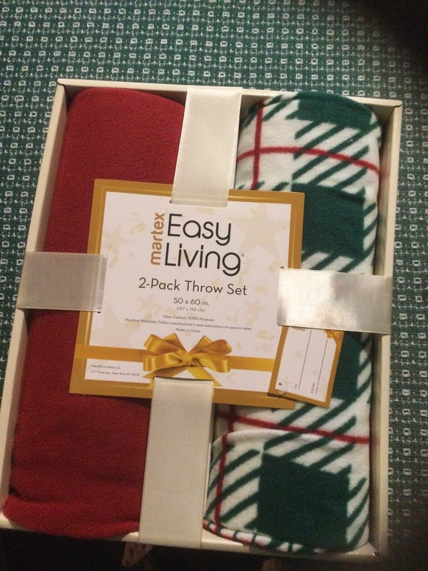 New Martex Easy Living 2 Pack Throw Set 50" x 60" Red/Plaid