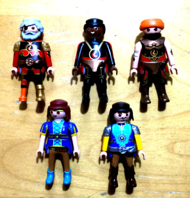 Playmobil,NOVELMORE,BURNHAM RAIDERS,LOT OF 5 FIGURES