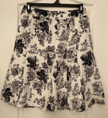 Ann Taylor Loft Womans 8 Black White Rose Floral Pleated Lined Midi A Line Skirt