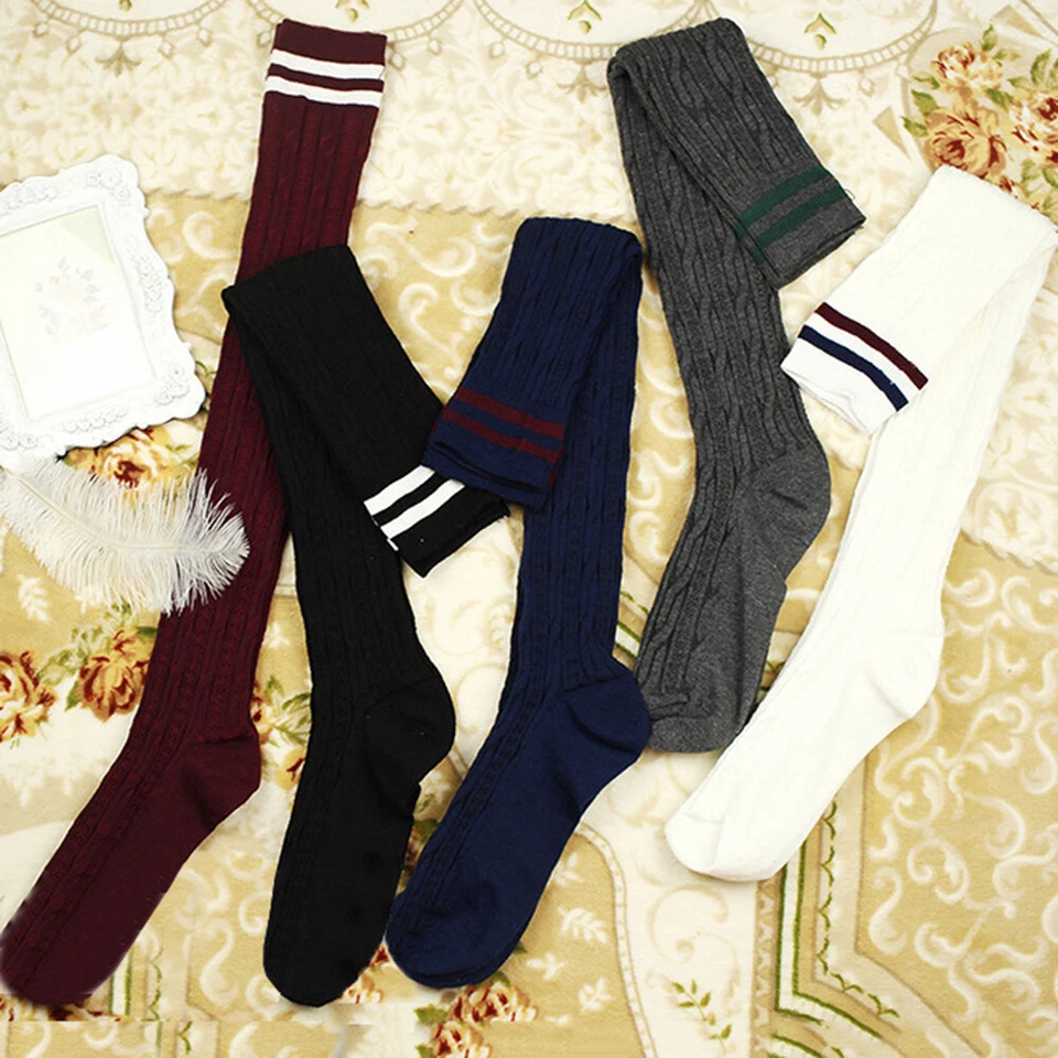 Calcetines a rayas extra largos hasta el muslo por encima de la rodilla para niñas y mujeres ⇓ Foto 4 de 4