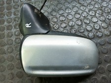 Retroviseur droit (ou coque) Mazda PREMACY