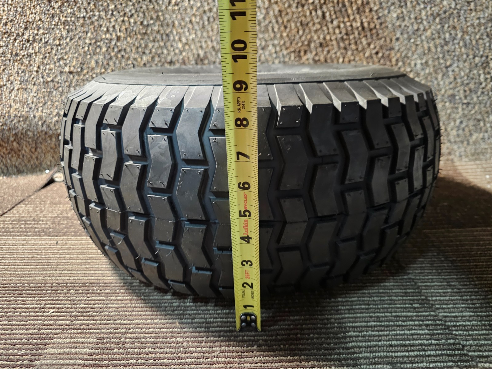 (QTY 1) Hoosier Wheel & Tire 20x8.00-8 Lawn & Garden Tubeless 4PR Load B