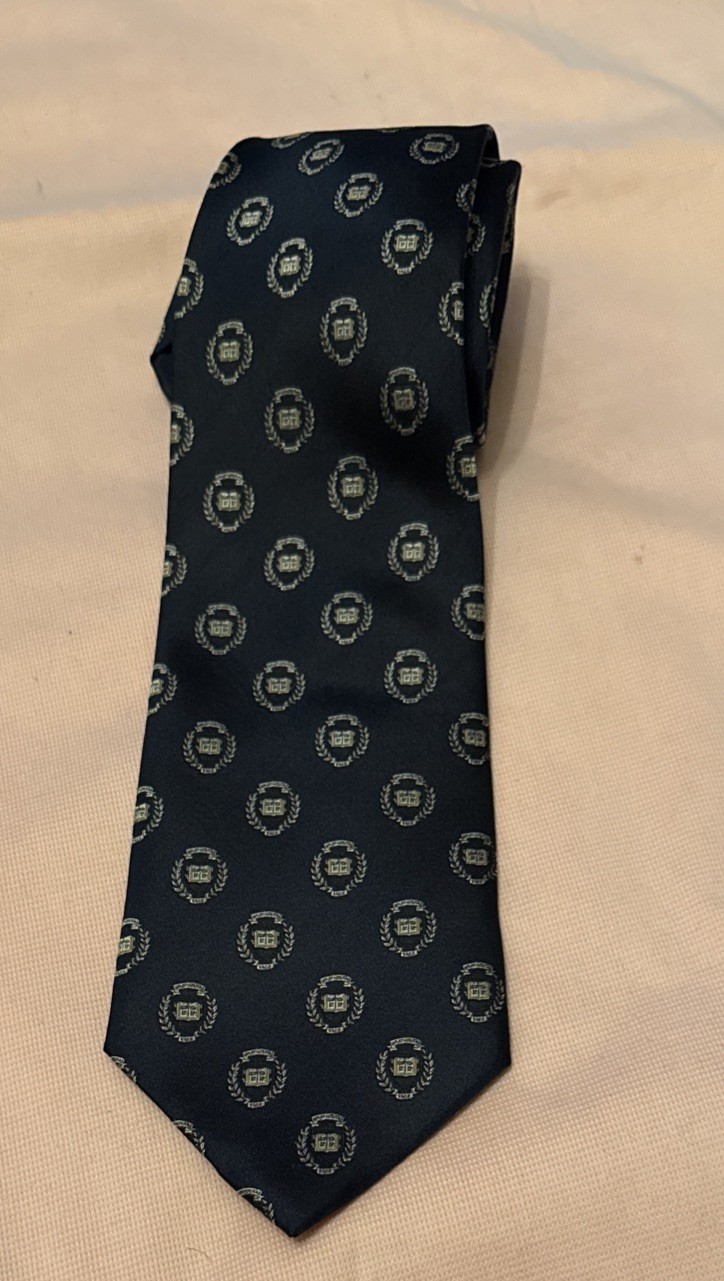 Yale Seal Crest Tie Jardine Collection Silk Blue 3.5” X 60” Lux Et Veritas Crest