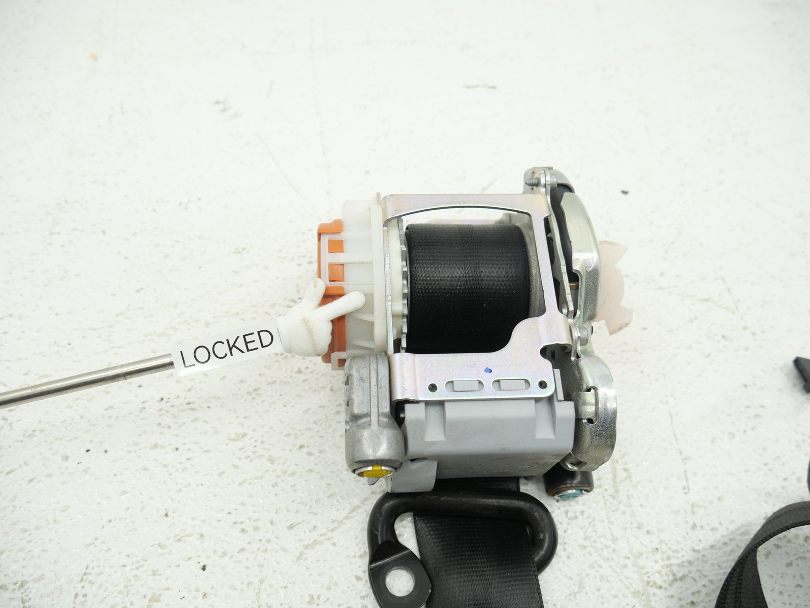 Audi R8 Spyder 2017-2023 Front Left Seat belt P/N 7N0857737A
