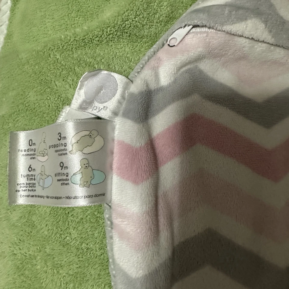 Boppy Pillow Cover Pink NURSING BOTTLE FEEDING Soft - Image 4 of 4