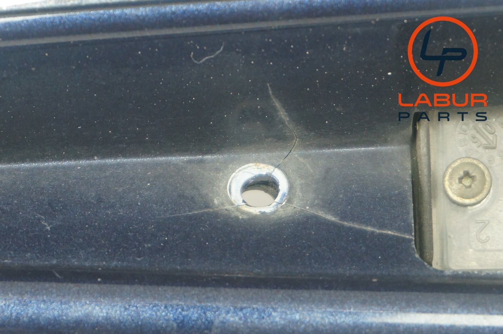 M139 03-13 Maserati Quattroporte Rear Trunk Tailgate Handle Trim Cover Z3997